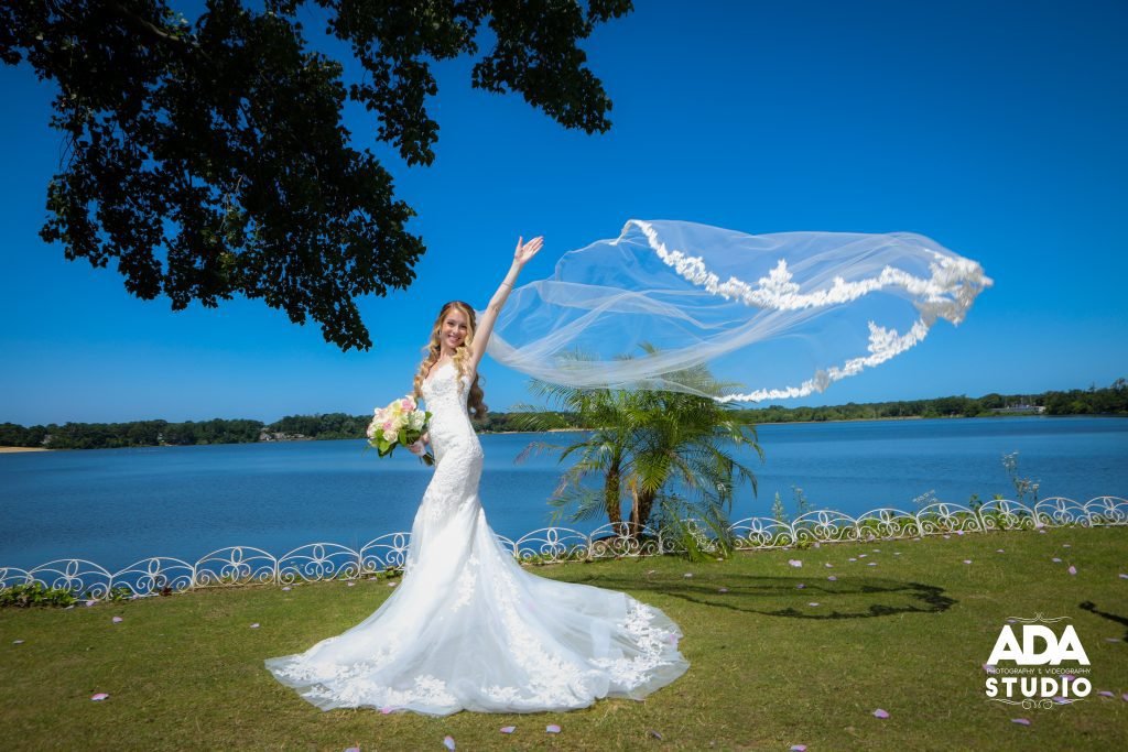 Lakefront Wedding Venue